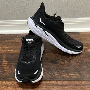 Hoka Clifton 8s - Size 8 EUC
